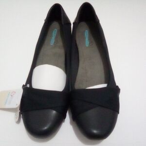 New Baretraps Misty Black Faux Leather Round Toe Slip On Flats Shoes Size 10M